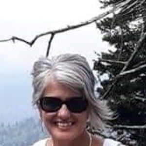 Meet your Posher, Lorri